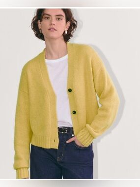 Everlane cropped alpaca blend cardigan size m